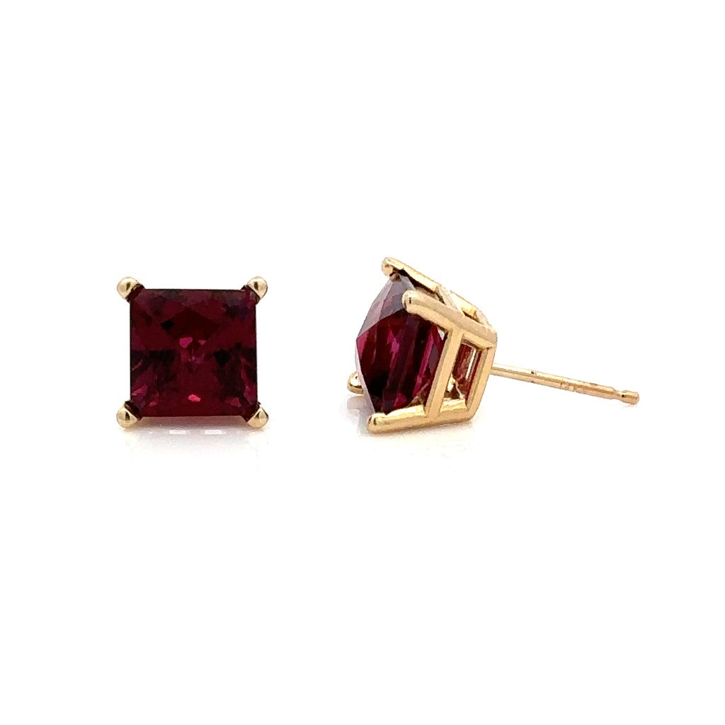 14 Karat Gold Yellow Stud Earrings 4.88ctw Princess Garnet Rhodolites