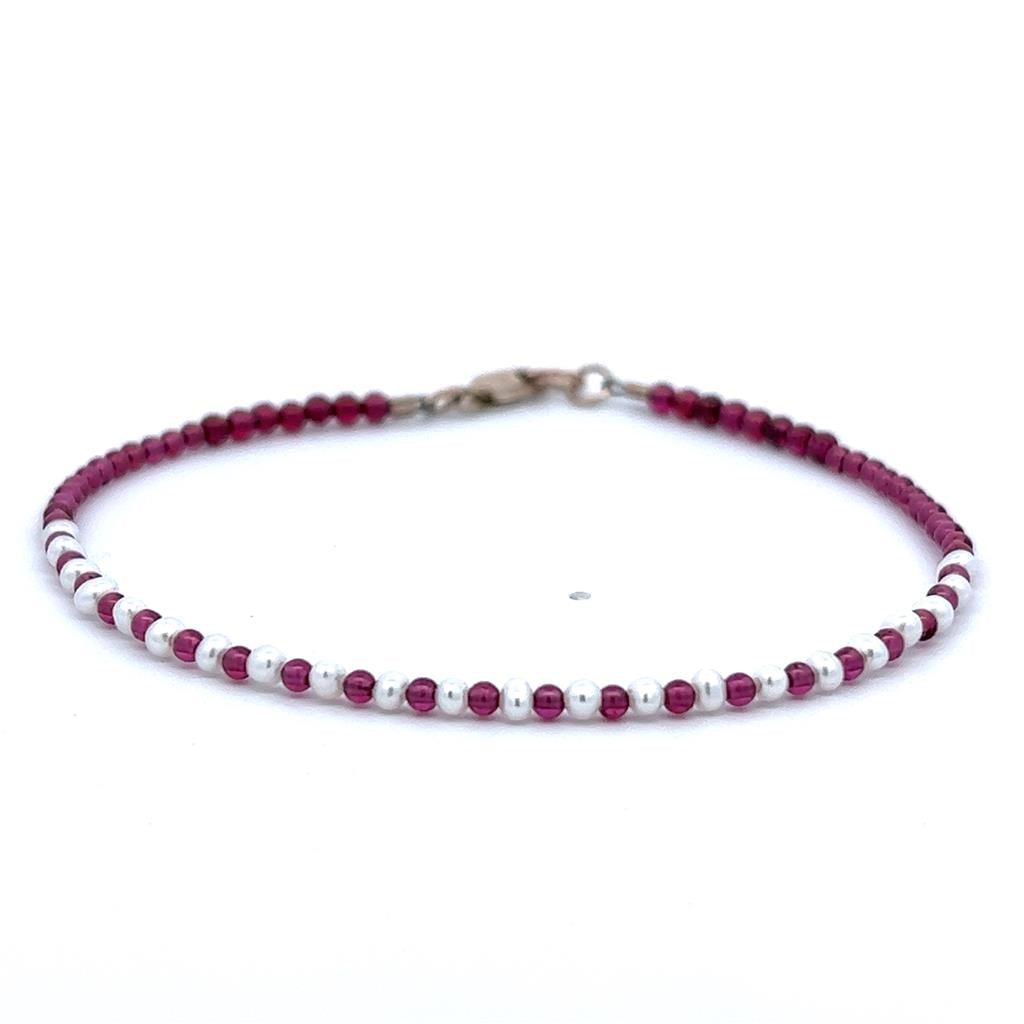 Clasp Style Gemstone Bead Bracelet .925 with White Pearl & Red Garnet 7.5"