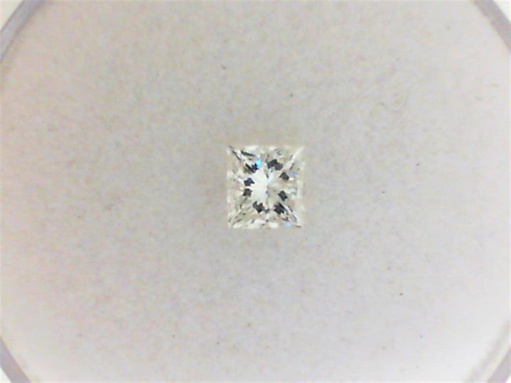 0.26 Carat Diamond Princess Shape M Color SI1 Clarity