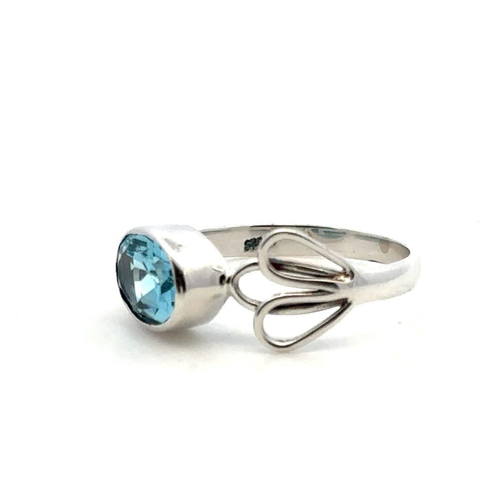 Flower Style Rings Silver with Stones .925 White with Topaz size 8