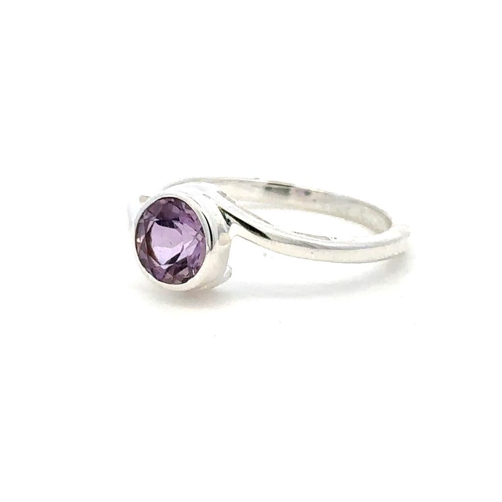 Solitare Style Rings Silver with Stones .925 White with Amethyst size 7