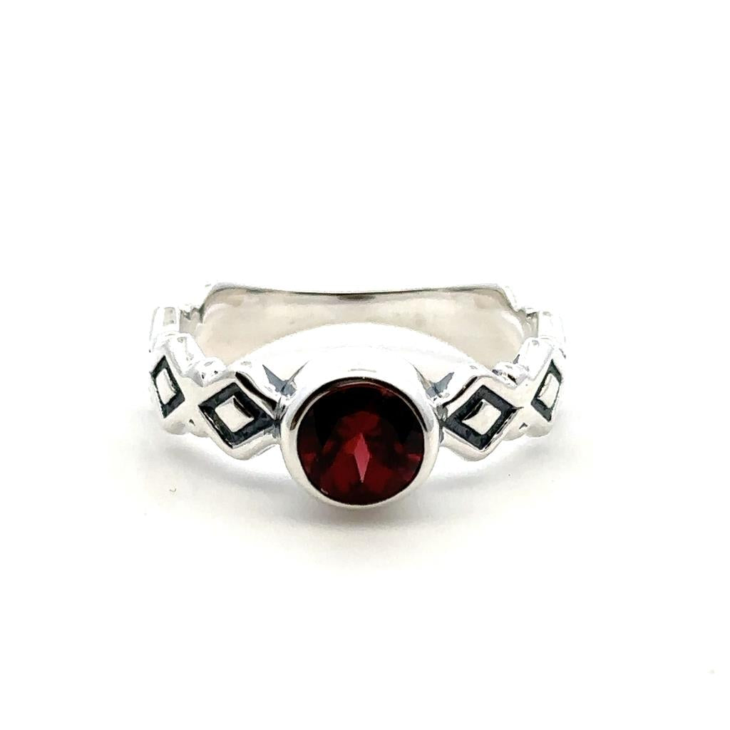 Antique Style Rings Silver with Stones .925 White with Garnet Mozambique size 8