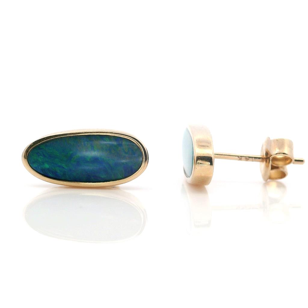 14 Karat Gold Yellow October Stud Earrings Oval Opals