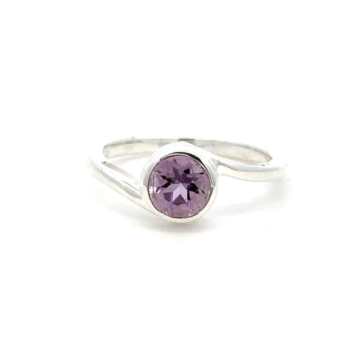 Solitare Style Rings Silver with Stones .925 White with Amethyst size 7