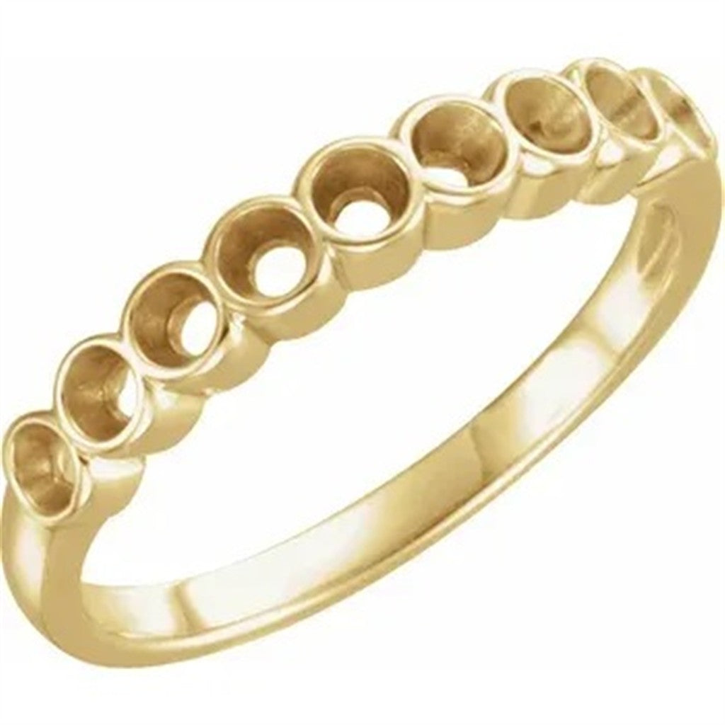 1/2 Anniversary Style Diamond Wedding Band 14 Karat Gold Yellow with Diamonds & Diamonds Accent size 6.75