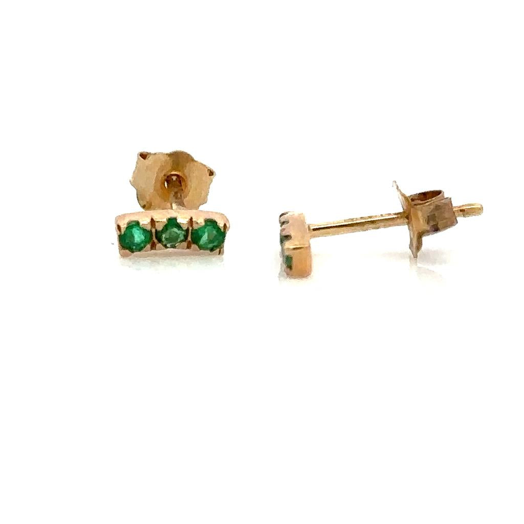 14 KT Yellow Stud Earrings 0.14ctw Round Emeralds