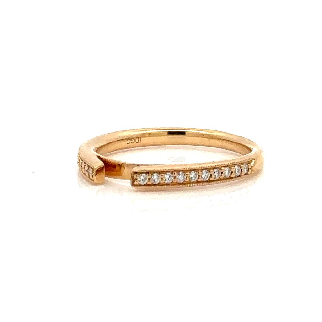 Solitare Accent Style Diamond Engagement Ring 18 Karat Gold Yellow 
(Center Stone Not Included)