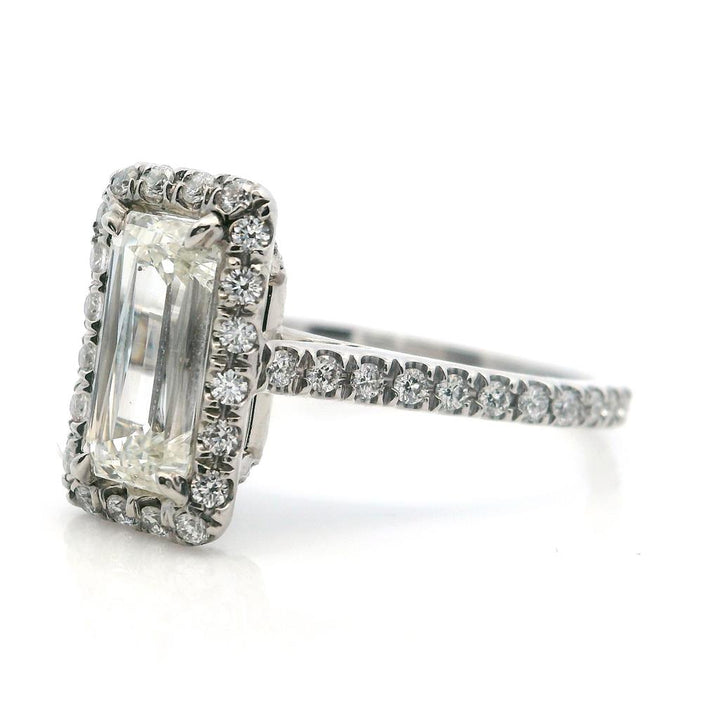 Halo Style Diamond Engagement RingPlatinum White