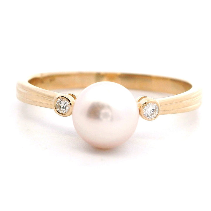 Pearl Ring