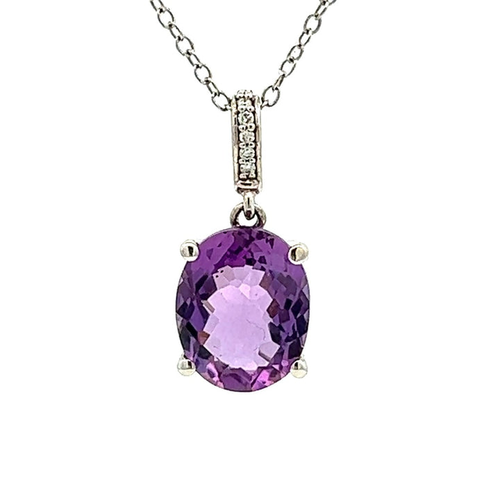 Solitare Accent Pendants 14 Karat Gold White with Oval Amethyst
