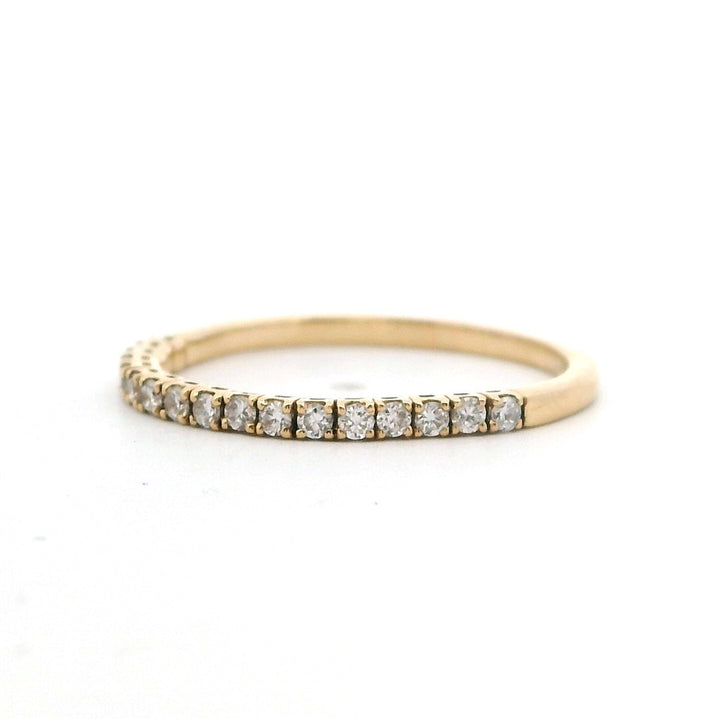 Flexable Style Diamond Wedding Band 14 Karat Gold Yellow with Diamonds size 6.5