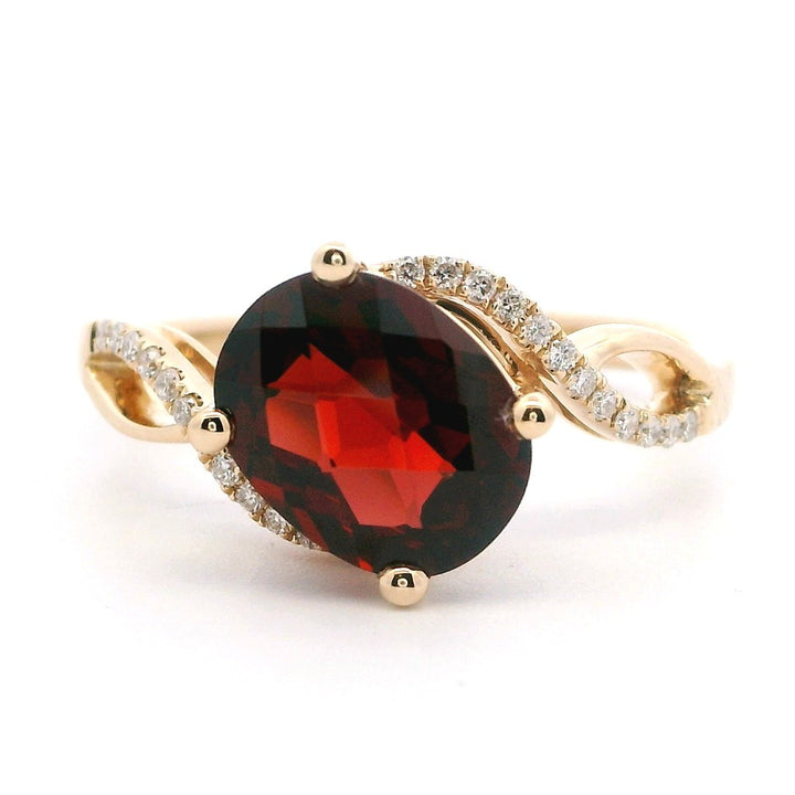 Free Form Style Colored Stone Ring 14 Karat Yellow with Garnet Mozambique & Diamonds Accent size 7