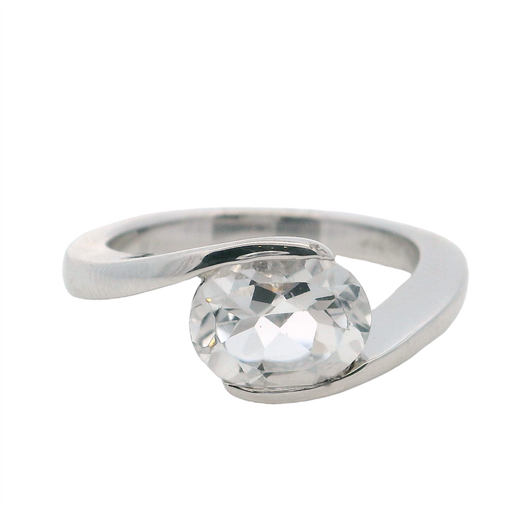 Solitare Style Rings Silver with Stones Sterling Silver White with Topaz size 7