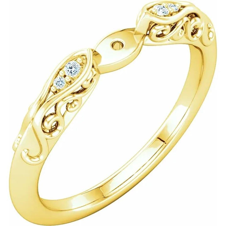 Solitare Accent Style Diamond Engagement Ring 14 Karat Gold Yellow 
(Center Stone Not Included)