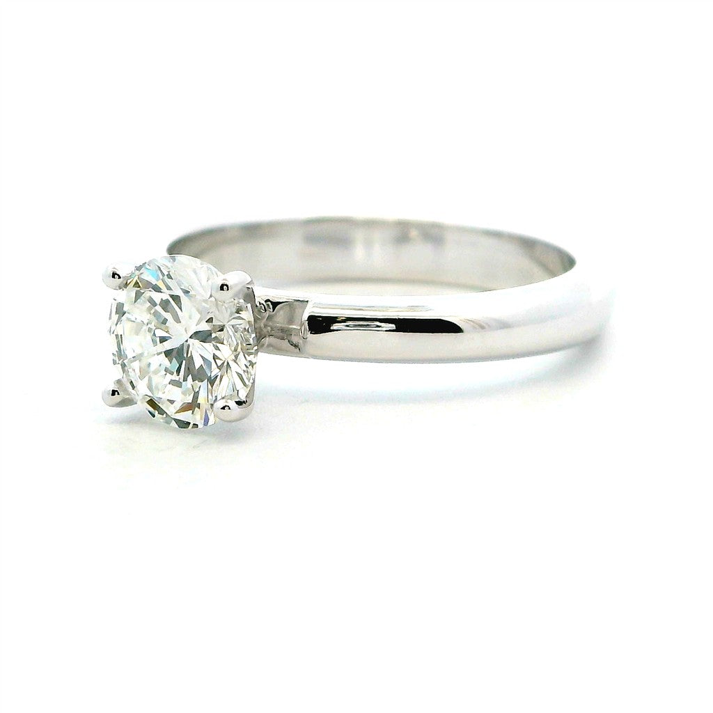 Solitare Engagement Ring White 14 Karat Gold