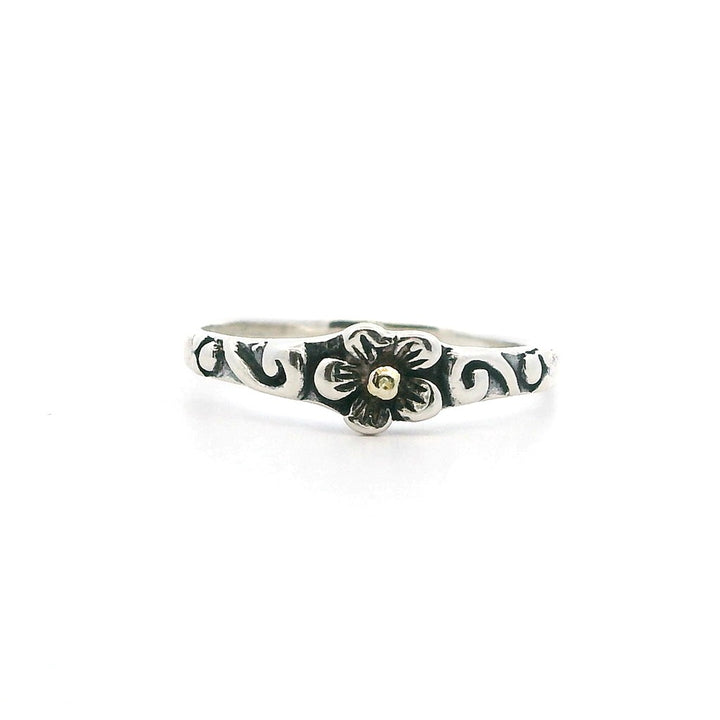 Flower Contemporary Womens Alaskan Gold Nugget Fashion Ring 2 mm wide Sterling Silver & Alaskan Gold Nugget Size 7