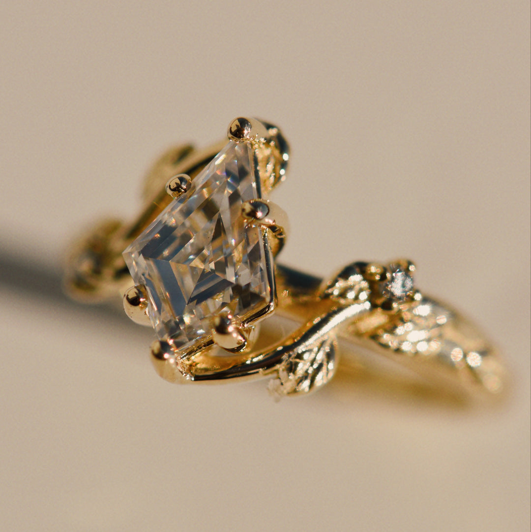 Kite Diamond With Leaf & Branch Accent Ring