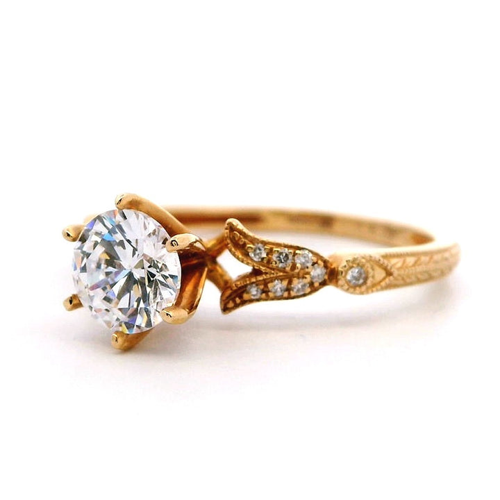 Vintage Style Diamond Engagement Ring 18 Karat Gold Yellow 
(Center Stone Not Included)