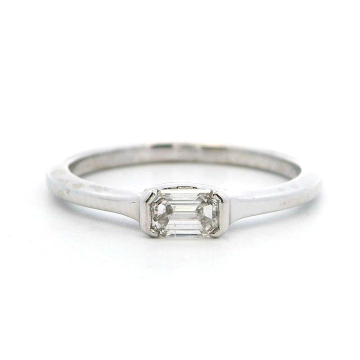 Solitare Style Lab Diamond Engagement Ring14 Karat Gold White