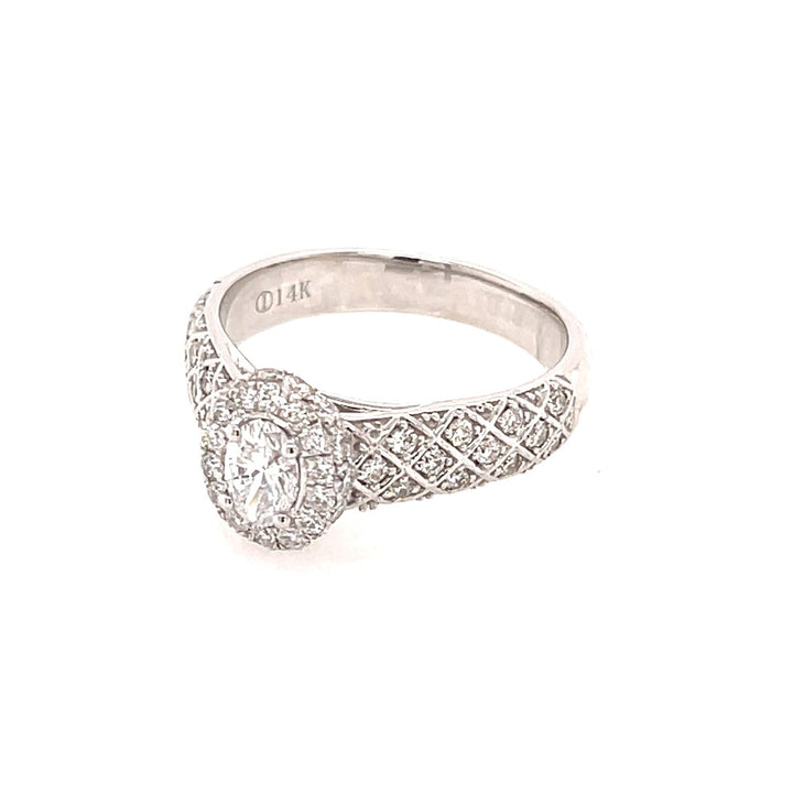 Halo Style Diamond Engagement Ring14 Karat Gold White