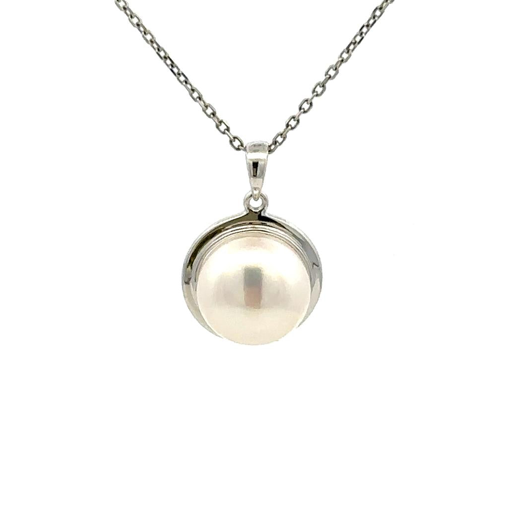 Drop Pearl Pendant 14 KT White with Button White Fresh Water Pearl