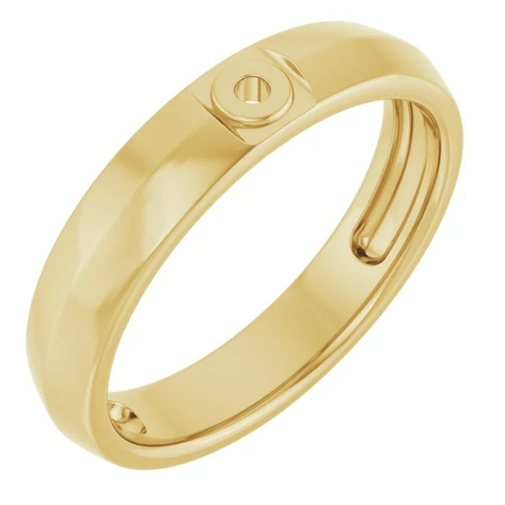 Solitare Style Engagement Ring Yellow 14 Karat Size 7