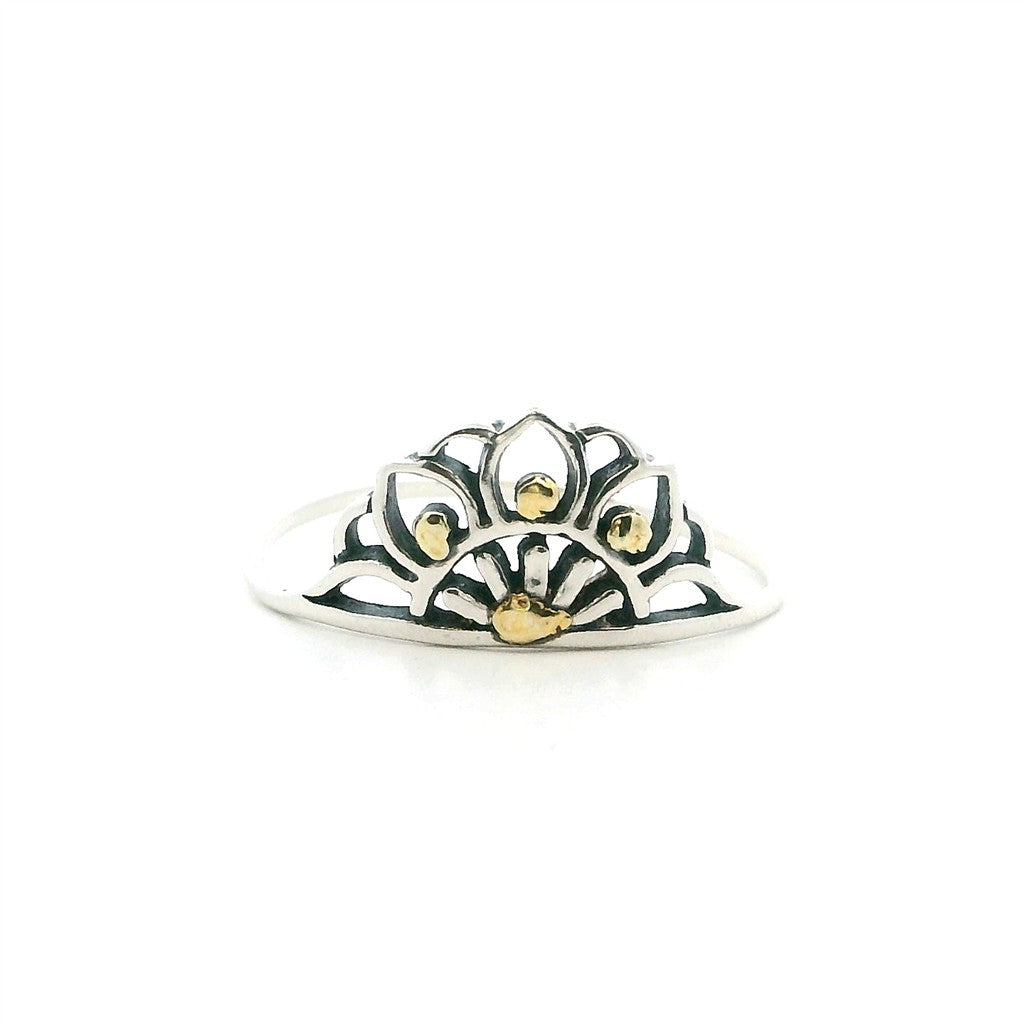 Free Form Womens Alaskan Gold Nugget Fashion Ring 2 mm wide Sterling Silver & Alaskan Gold Nugget Size 8
