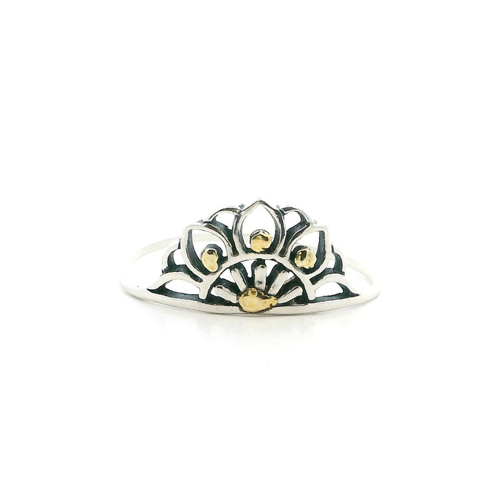 Free Form Womens Alaskan Gold Nugget Fashion Ring 2 mm wide Sterling Silver & Alaskan Gold Nugget Size 10