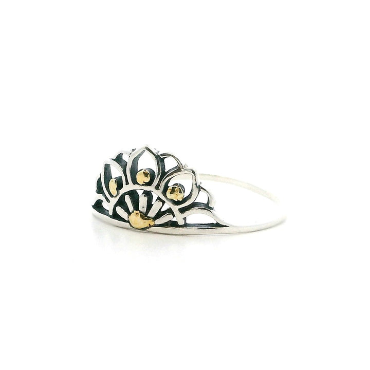 Free Form Womens Alaskan Gold Nugget Fashion Ring 2 mm wide Sterling Silver & Alaskan Gold Nugget Size 8
