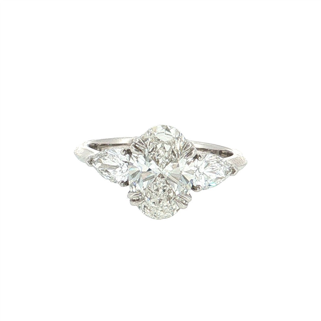 Lab Diamond Engagement Ring