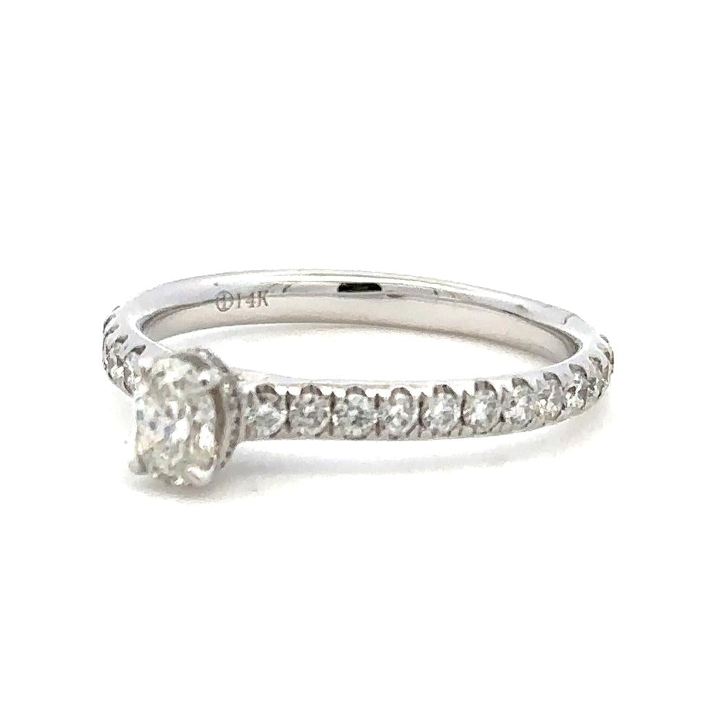 Solitare Accent Style Diamond Engagement Ring14 KT White