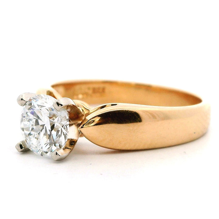 Solitare Style Lab Diamond Engagement Ring18 Karat Gold Yellow