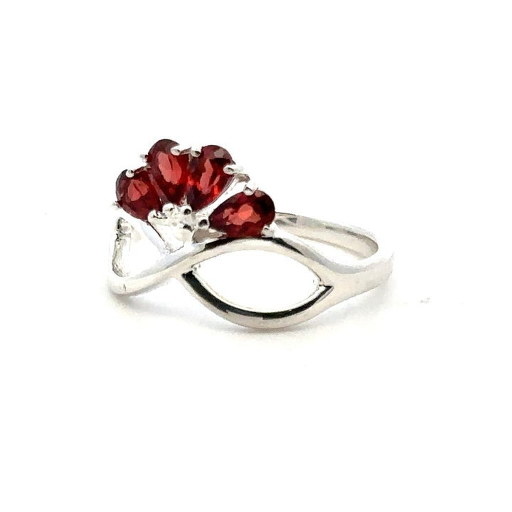 Flower Style Rings Silver with Stones .925 White with Garnet Mozambiques size 8