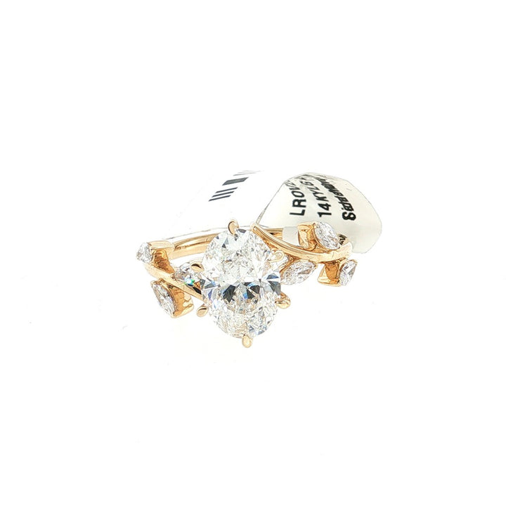 Lab Diamond Engagement Ring
